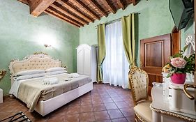 Katti House - Florence'S Center